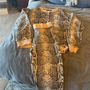 SHEIN Tan and Black Crew Neck Sweater with Snakeskin Print 2pc set